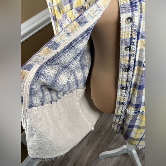 FREE PEOPLE Calico Basin Plaid Hooded Shacket Ivory Blue Combo Medium - Picture 9 of 14